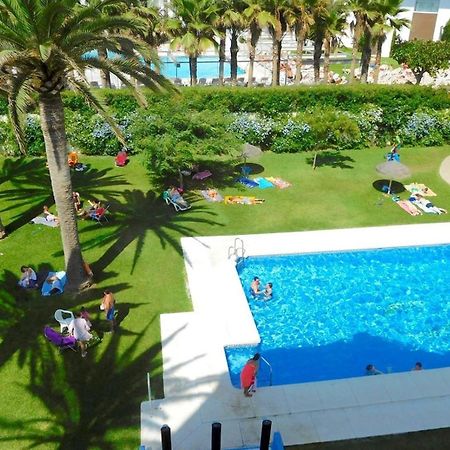 Super Front Line Modern New Apartm نيرخا المظهر الخارجي الصورة
