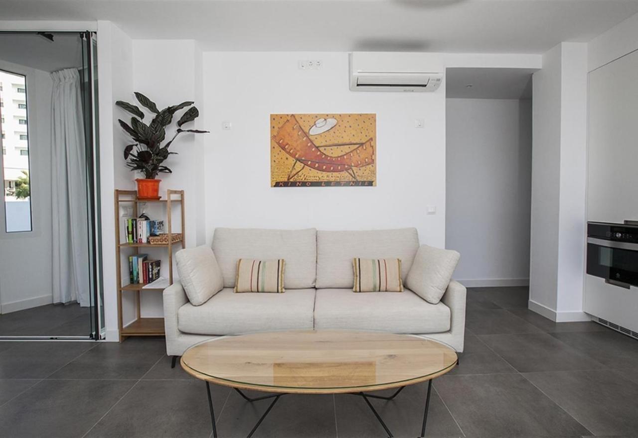 Super Front Line Modern New Apartm نيرخا المظهر الخارجي الصورة